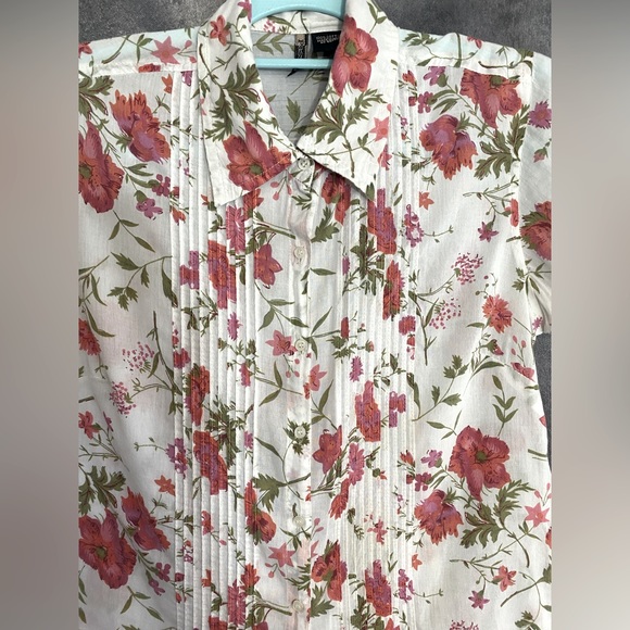 🌺 Passport Sheer Floral Top - Picture 3 of 8